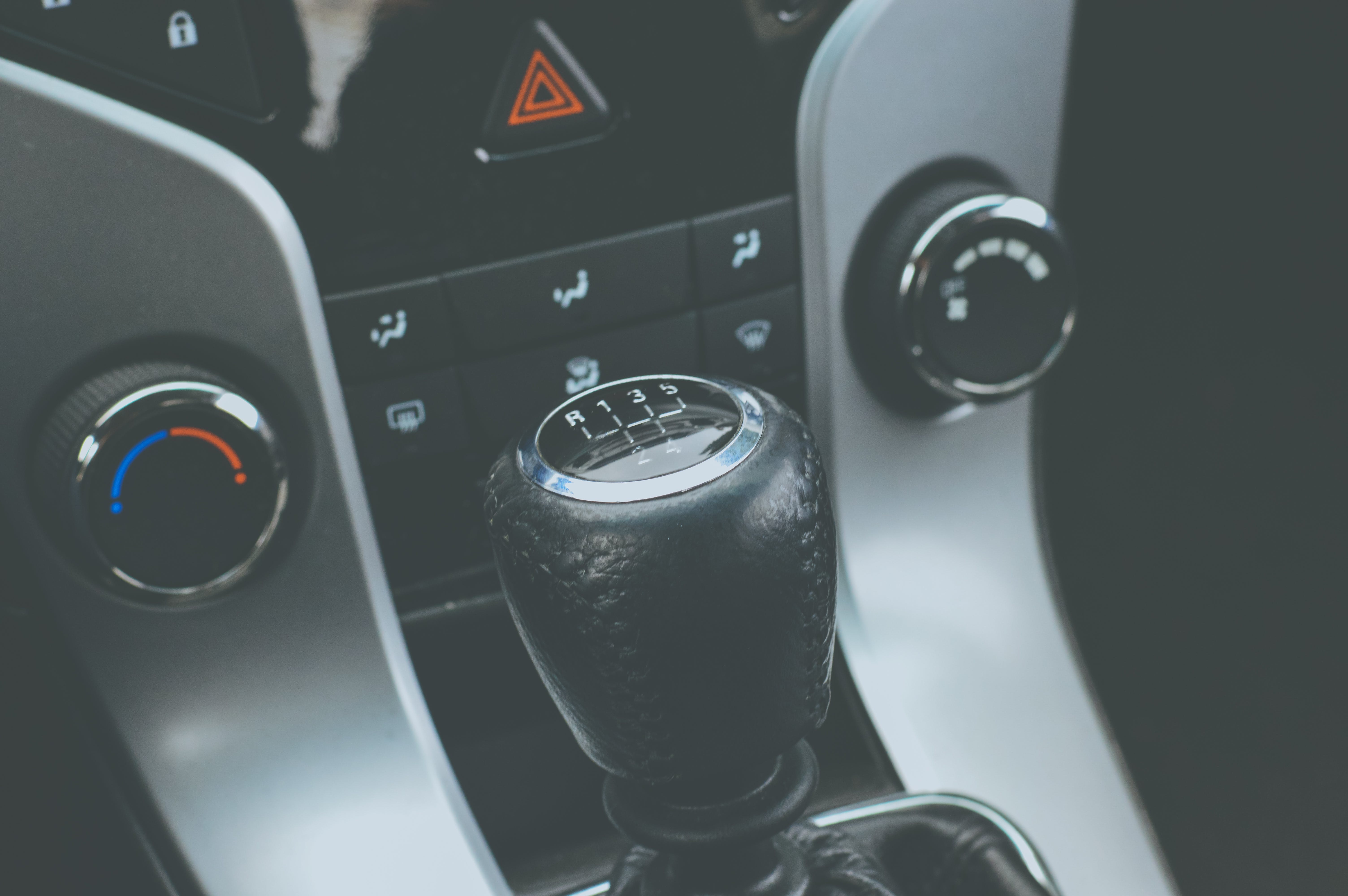 Are Manual Transmission Cars Disappearing in the UAE Used Car Market? — cover image